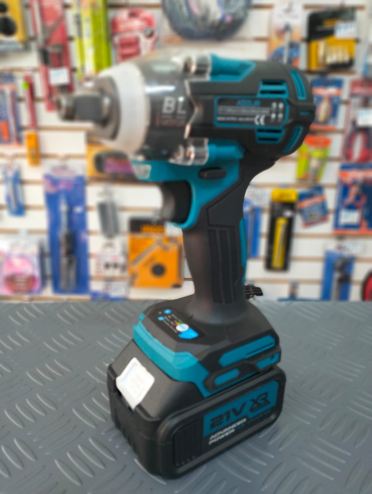 Juego de Herramientas Inalambricas 21V 3 en 1 40 Piezas Assur